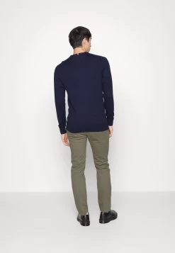 Pier One 2 Pack - Chinos - Black/Olive 10 Pier One 2 Pack - Chinos - Black/Olive -Pier One 09357ce8fd374339b814d37ead99c350