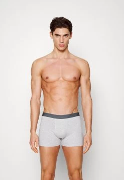 Pier One 7 Pack - Pants - Black /Dark Blue/Red 11 Pier One 7 Pack - Pants - Black /Dark Blue/Red -Pier One 1130229e352f48d79f814b5084558c0a