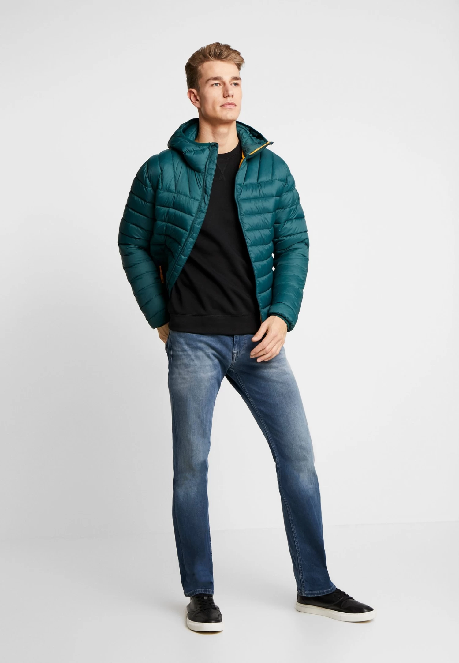 Pier One Sweatshirt - Black 4 Pier One Sweatshirt - Black - Image 2