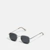 Pier One Unisex - Sunglasses - Black/Silver-Coloured -Pier One 1be30f00c6c4442cbca038c2a30715c8
