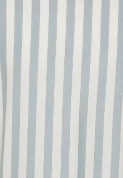 Pier One Shirt - Light Blue/White 7 Pier One Shirt - Light Blue/White -Pier One 21e345cebe3743e28f208c61effcf580