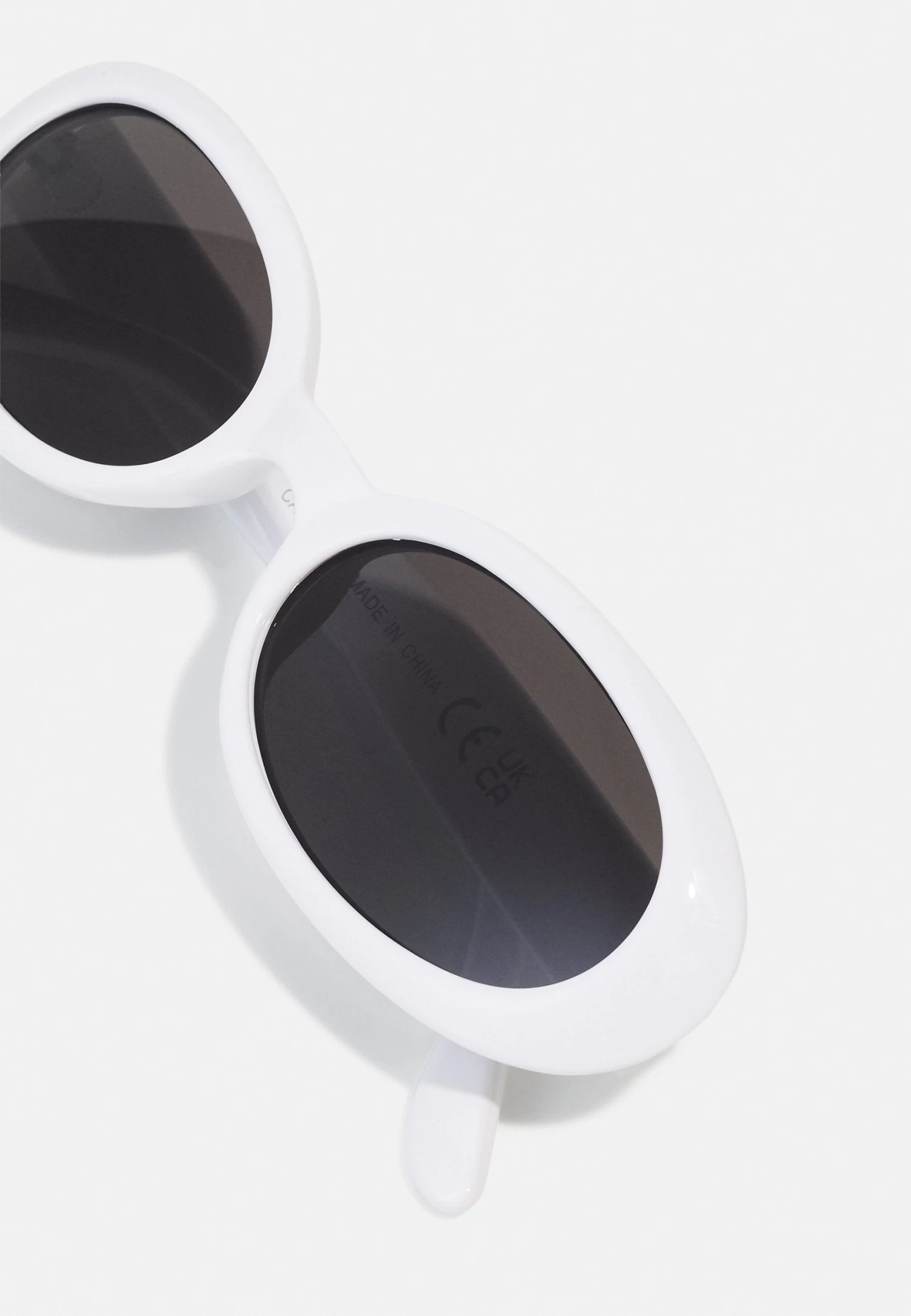 Pier One Unisex - Sunglasses - White 5 Pier One Unisex - Sunglasses - White - Image 3