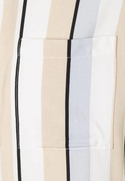 Pier One Shirt - Beige 16 Pier One Shirt - Beige -Pier One 2a9db9eda23d4193820cd5dd83362f34