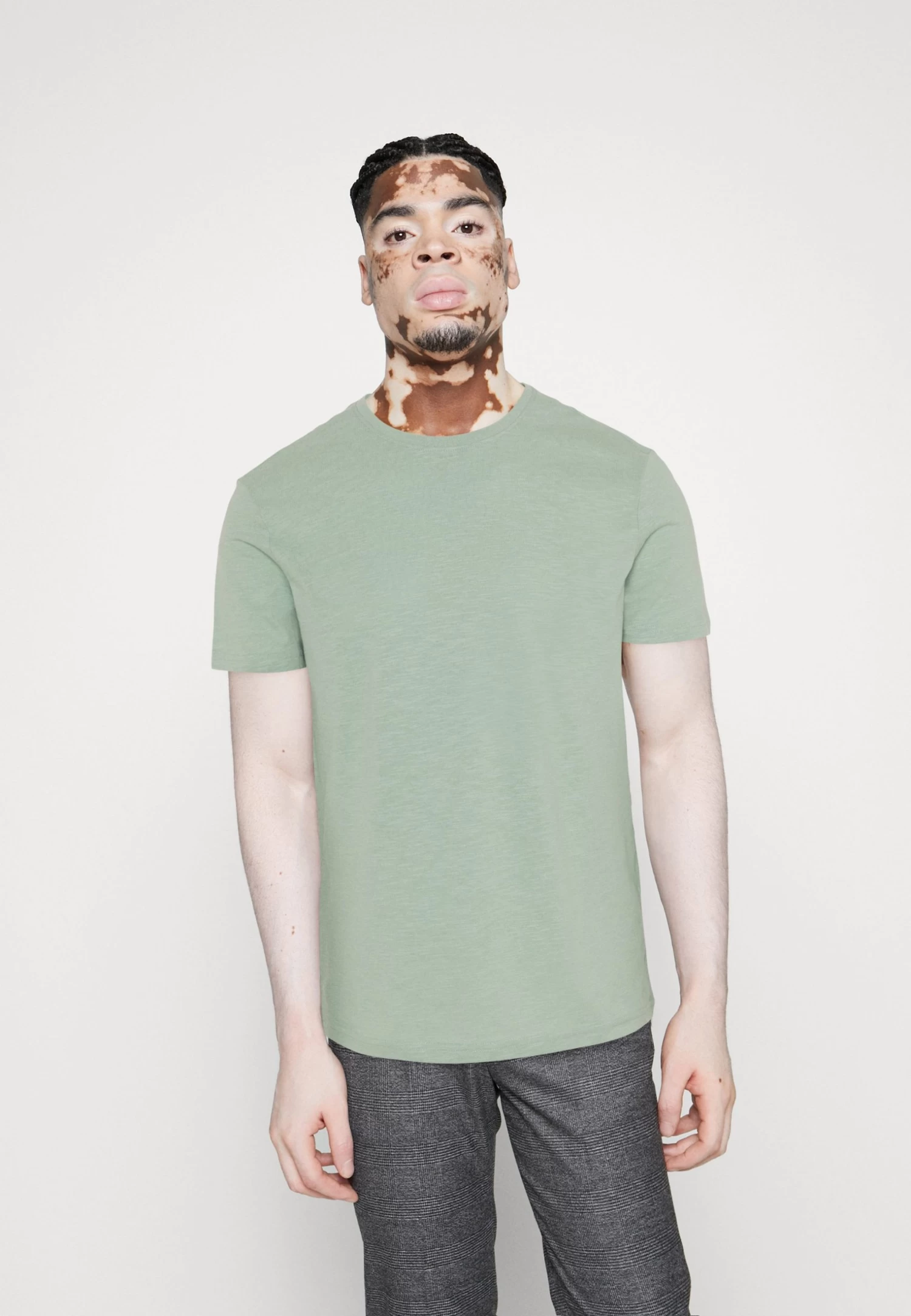 Pier One 5 Pack - Basic T-Shirt - Light Blue/Yellow/Mint 7 Pier One 5 Pack - Basic T-Shirt - Light Blue/Yellow/Mint - Image 5