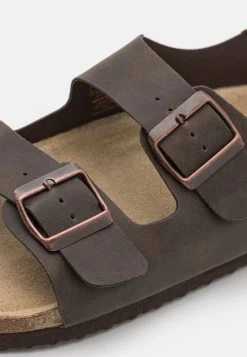 Pier One Unisex - Sandals - Dark Brown 13 Pier One Unisex - Sandals - Dark Brown -Pier One 2c295546ac7f4f0e814e5c8f1cba8be1