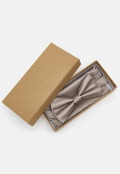 Pier One Set - Pocket Square - Stone -Pier One 2e20d7fb99604f3ebdc21ea5b1233e9d