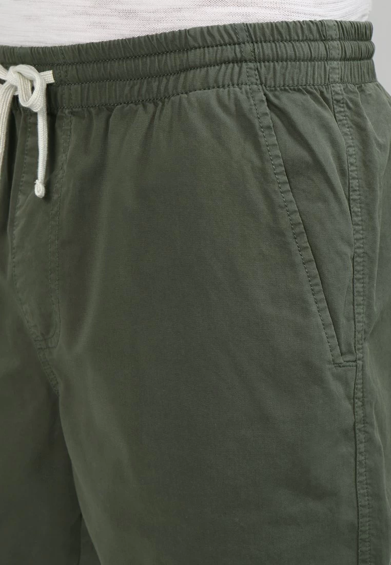 Pier One Shorts - Khaki 6 Pier One Shorts - Khaki - Image 4