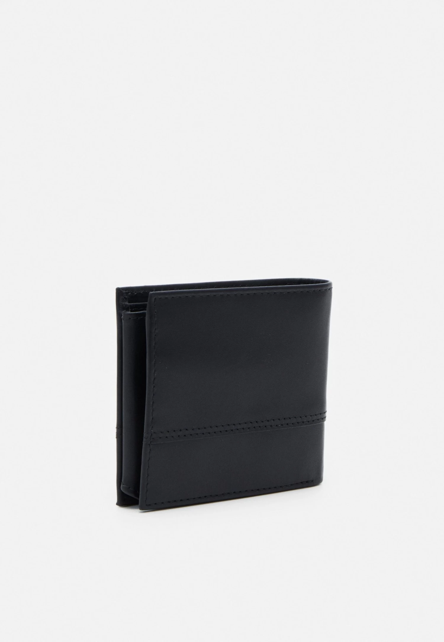 Pier One Wallet - Black 4 Pier One Wallet - Black - Image 2