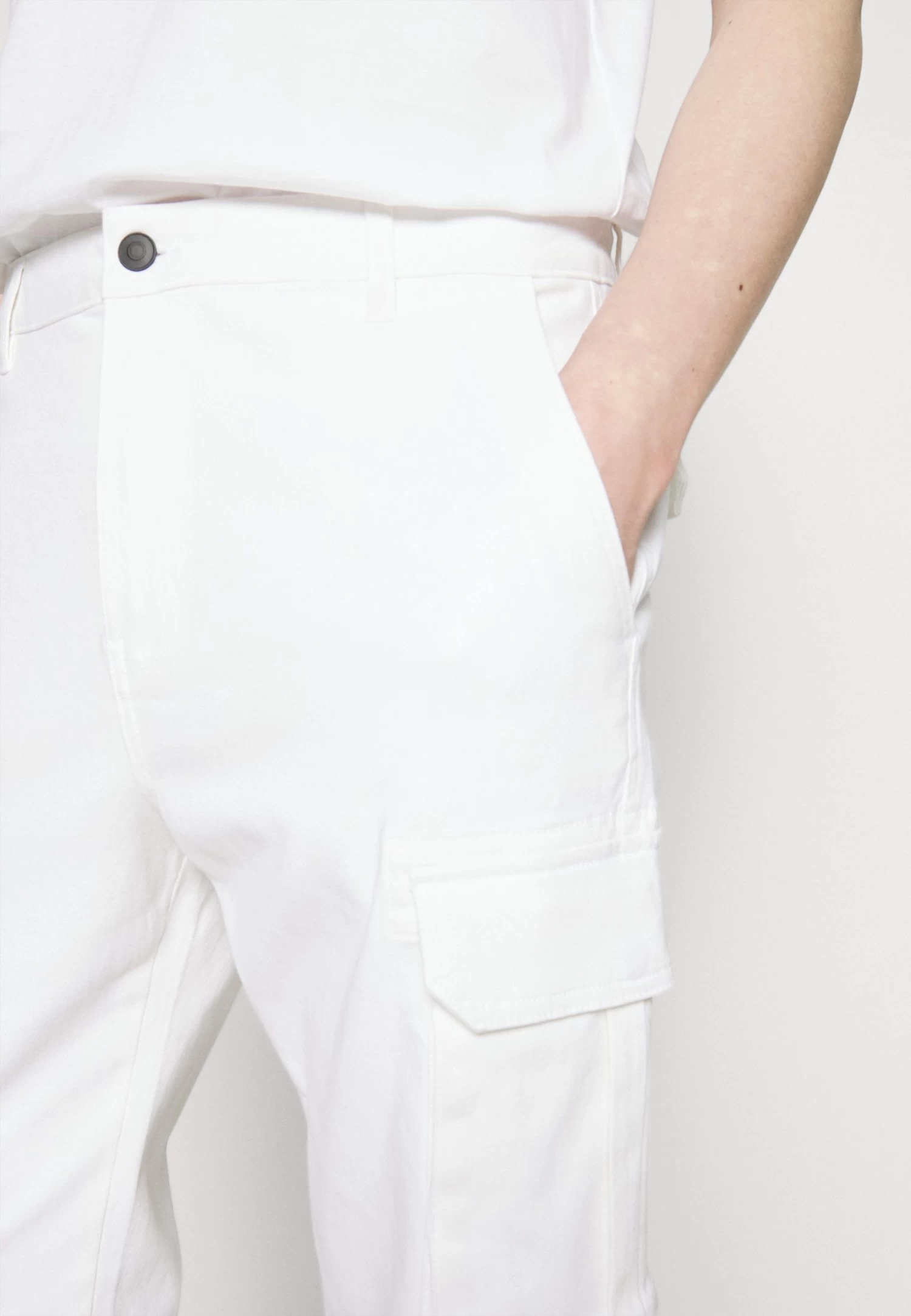 Pier One Cuffed Skinny Trouser- Cargo Trousers - White 7 Pier One Cuffed Skinny Trouser- Cargo Trousers - White - Image 5