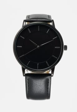 Pier One Watch - Black
