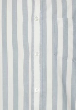 Pier One Shirt -Light Blue/White 17 Pier One Shirt -Light Blue/White -Pier One 3d783698f5e04b33954b8449d3bf15ec