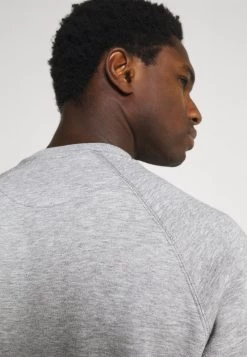 Pier One 3 Pack - Sweatshirt - Bordeaux/Black/Grey 16 Pier One 3 Pack - Sweatshirt - Bordeaux/Black/Grey -Pier One 3f826ffba33f448aa8aacde667ba354b