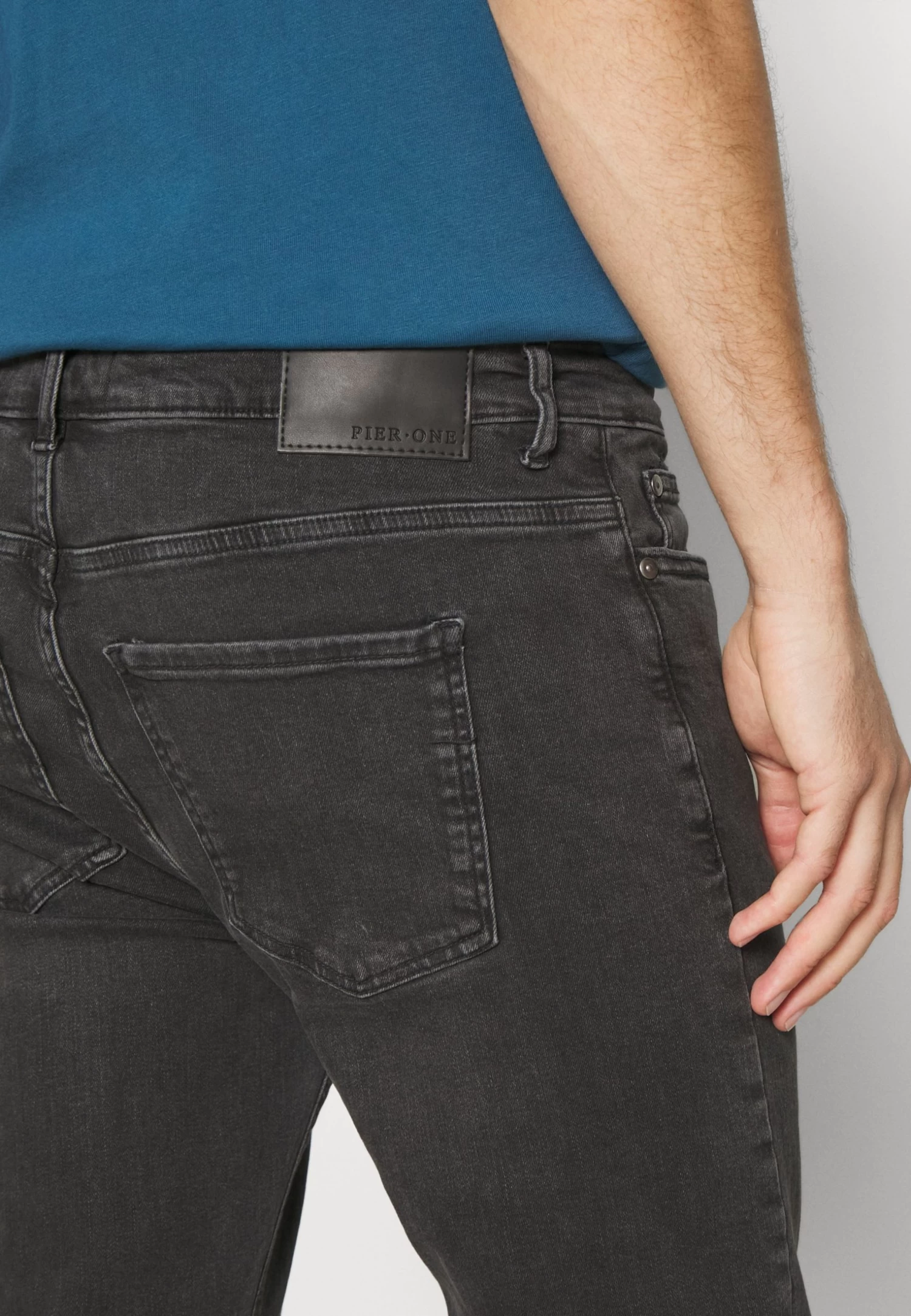 Pier One Straight Leg Jeans - Black 7 Pier One Straight Leg Jeans - Black - Image 5