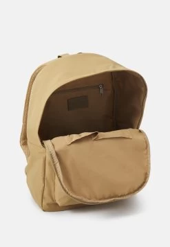 Pier One Unisex - Rucksack - Sand 8 Pier One Unisex - Rucksack - Sand -Pier One 4990478e7f4f4b009082e0148707e660