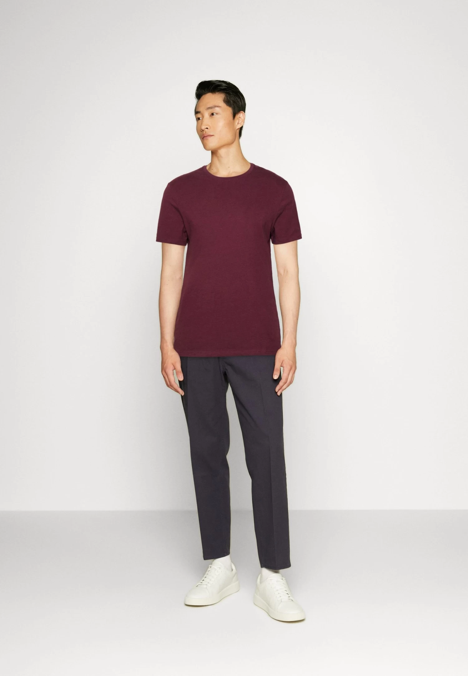 Pier One 5 Pack - Basic T-Shirt - Dark Blue/Pink/Off-White 3 Pier One 5 Pack - Basic T-Shirt - Dark Blue/Pink/Off-White