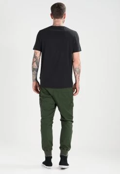 Pier One Cargo Trousers - Dark Green 11 Pier One Cargo Trousers - Dark Green -Pier One 4eaeb49137e742b6aaabba65e80c29c8