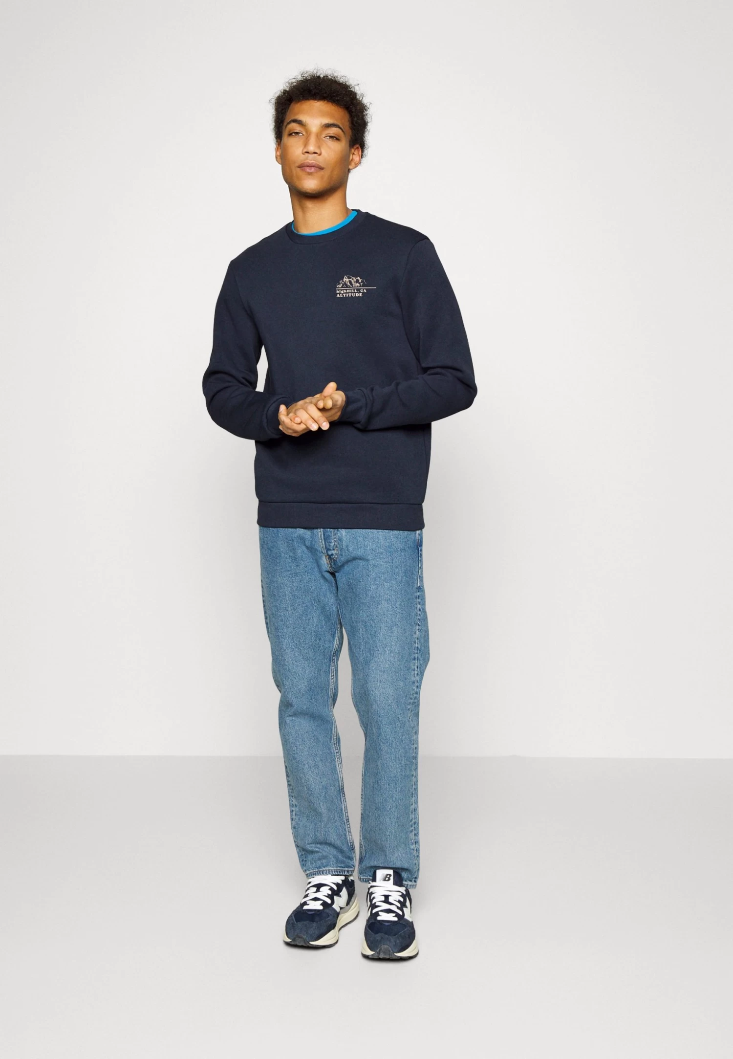 Pier One Sweatshirt - Dark Blue 4 Pier One Sweatshirt - Dark Blue - Image 2