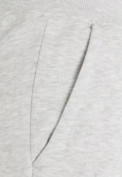 Pier One 3 Pack - Tracksuit Bottoms - Mottled Light Grey/Mottled Dark Blue/Black 17 Pier One 3 Pack - Tracksuit Bottoms - Mottled Light Grey/Mottled Dark Blue/Black -Pier One 58caa3db374b4ce39703a992d5c2b59c