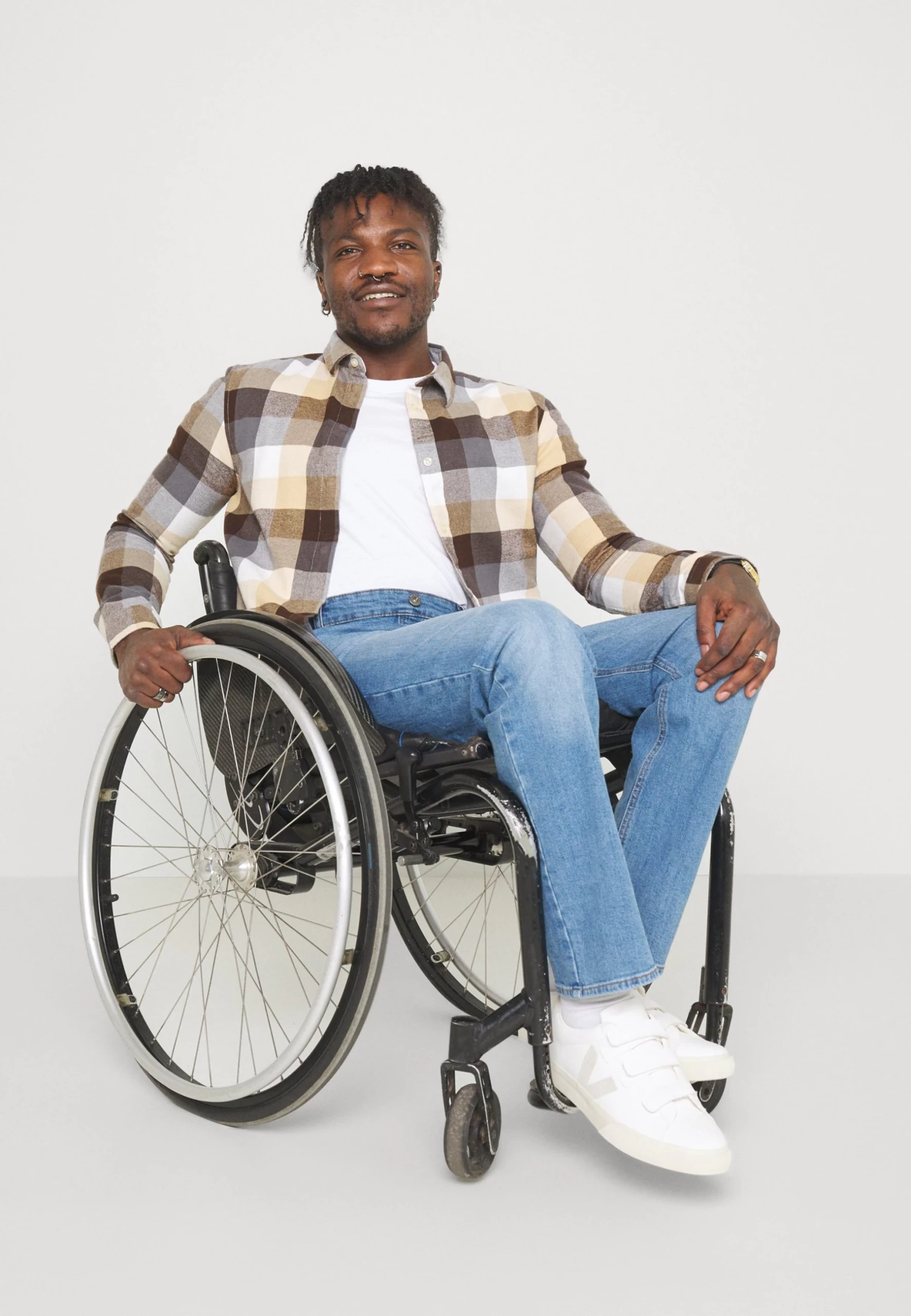 Pier One Straight Leg Jeans - Blue Denim 6 Pier One Straight Leg Jeans - Blue Denim - Image 4