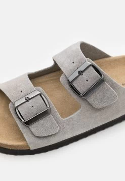 Pier One Leather Unisex - Slippers - Grey -Pier One 6b071714d1514b7cbade5fbfdf5bc6fc