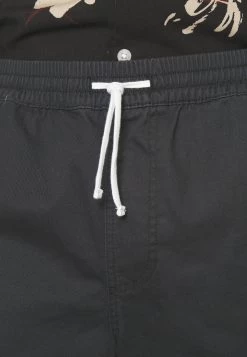 Pier One 2 Pack - Shorts - Olive/Black 13 Pier One 2 Pack - Shorts - Olive/Black -Pier One 6ca63c98df264145a6f1de71006806c5