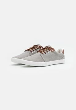 Pier One Unisex - Trainers - Light Grey 9 Pier One Unisex - Trainers - Light Grey -Pier One 6e030c0fce264dfaa4a2abd2000e7f56