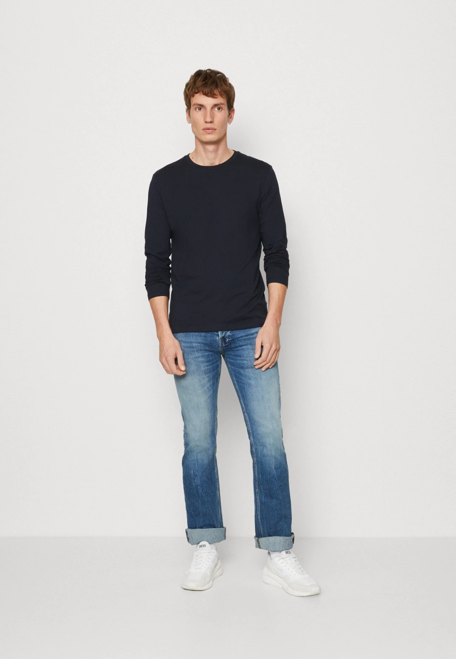 Pier One Long Sleeved Top - Red/Dark Blue/Mottled Light Grey 3 Pier One Long Sleeved Top - Red/Dark Blue/Mottled Light Grey