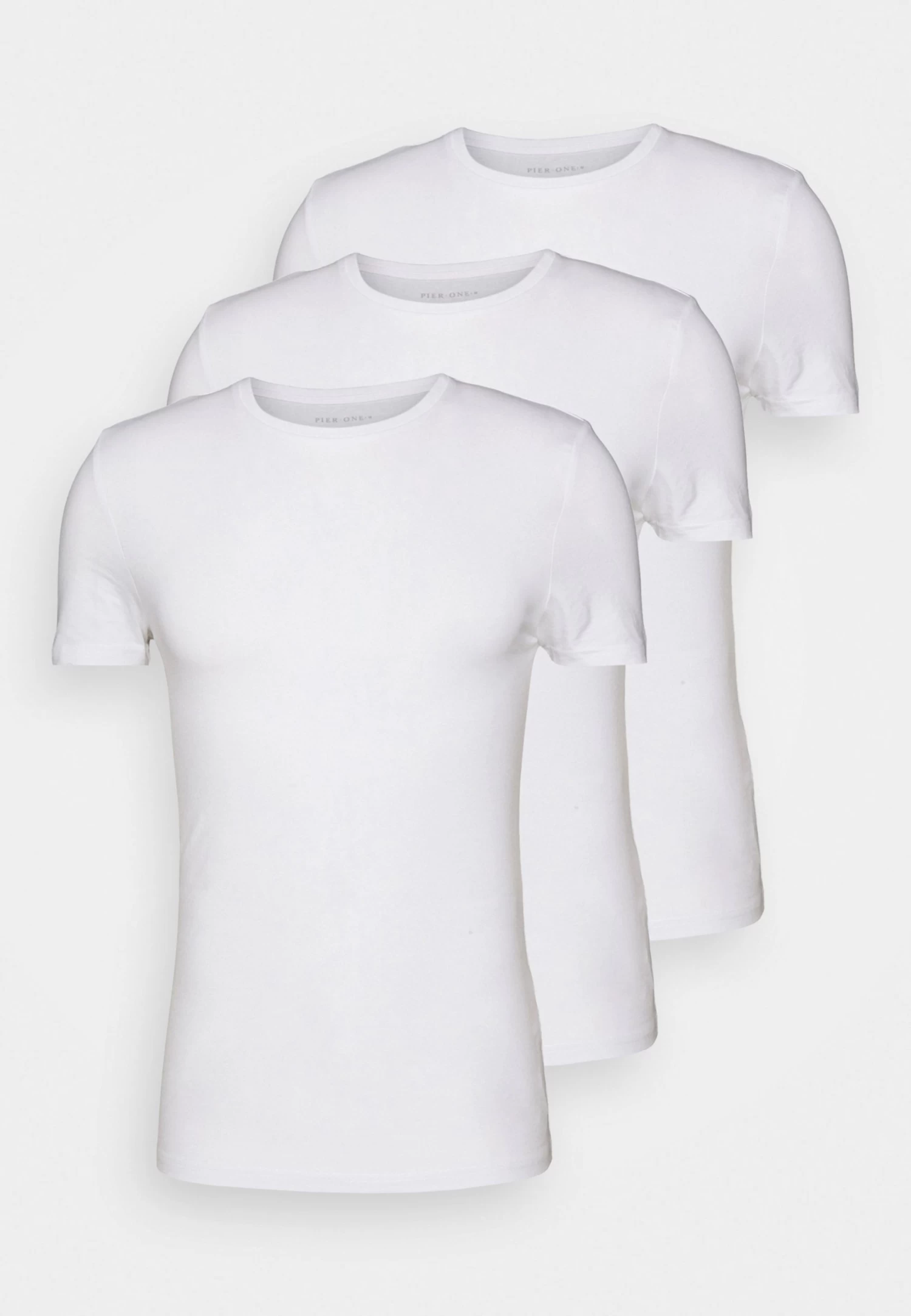 Pier One 3 Pack Muscle Fit- Basic T-Shirt - White 6 Pier One 3 Pack Muscle Fit- Basic T-Shirt - White - Image 4