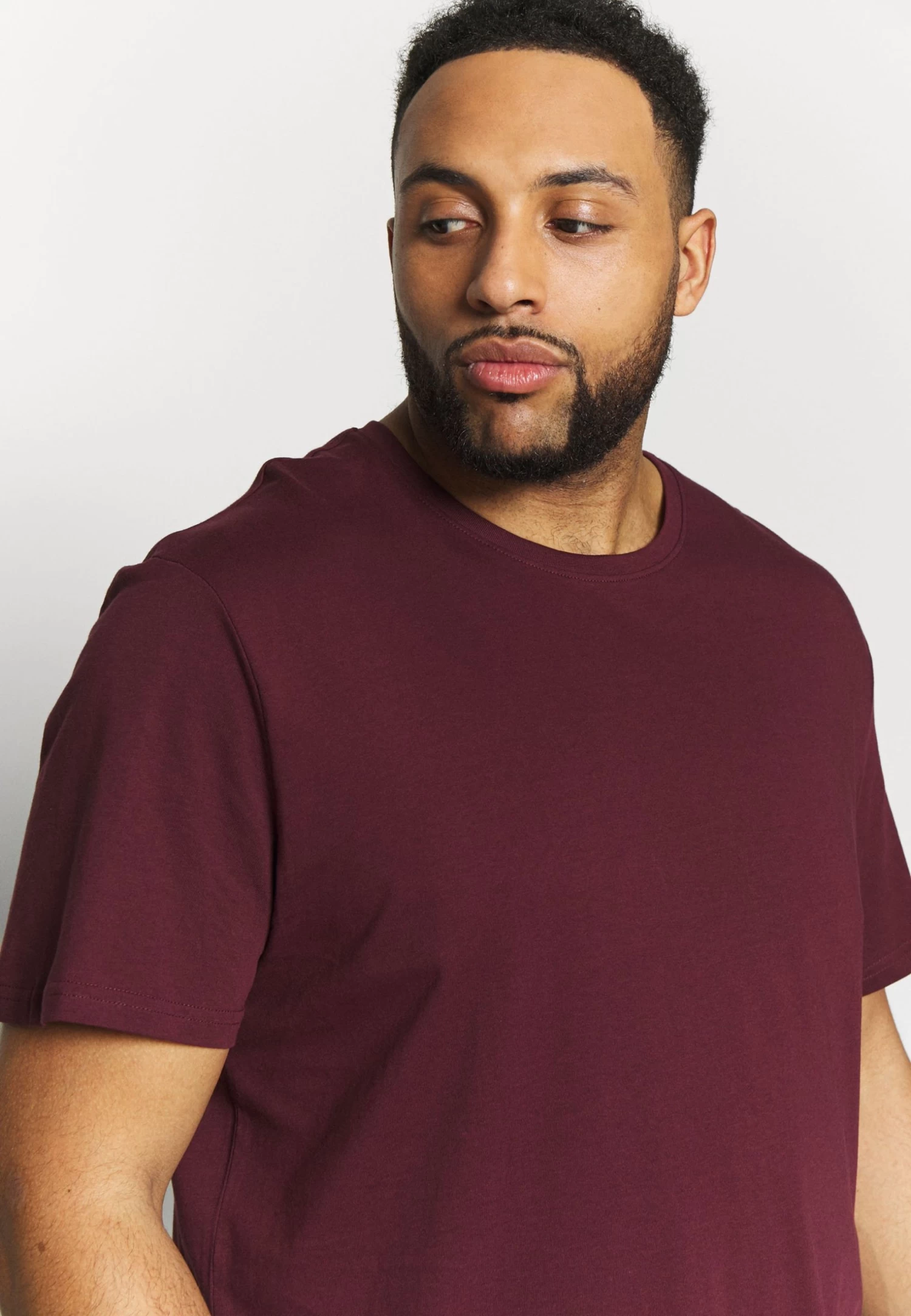 Pier One 2 Pack - Basic T-Shirt - Dark Blue/Bordeaux 8 Pier One 2 Pack - Basic T-Shirt - Dark Blue/Bordeaux - Image 6