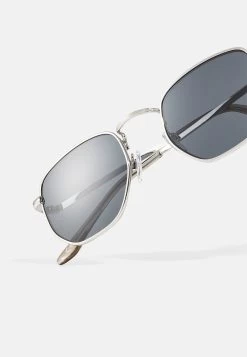 Pier One Unisex - Sunglasses - Black/Silver-Coloured 11 Pier One Unisex - Sunglasses - Black/Silver-Coloured -Pier One 7d50a3b2e76c4d94b403b00bdcb94192