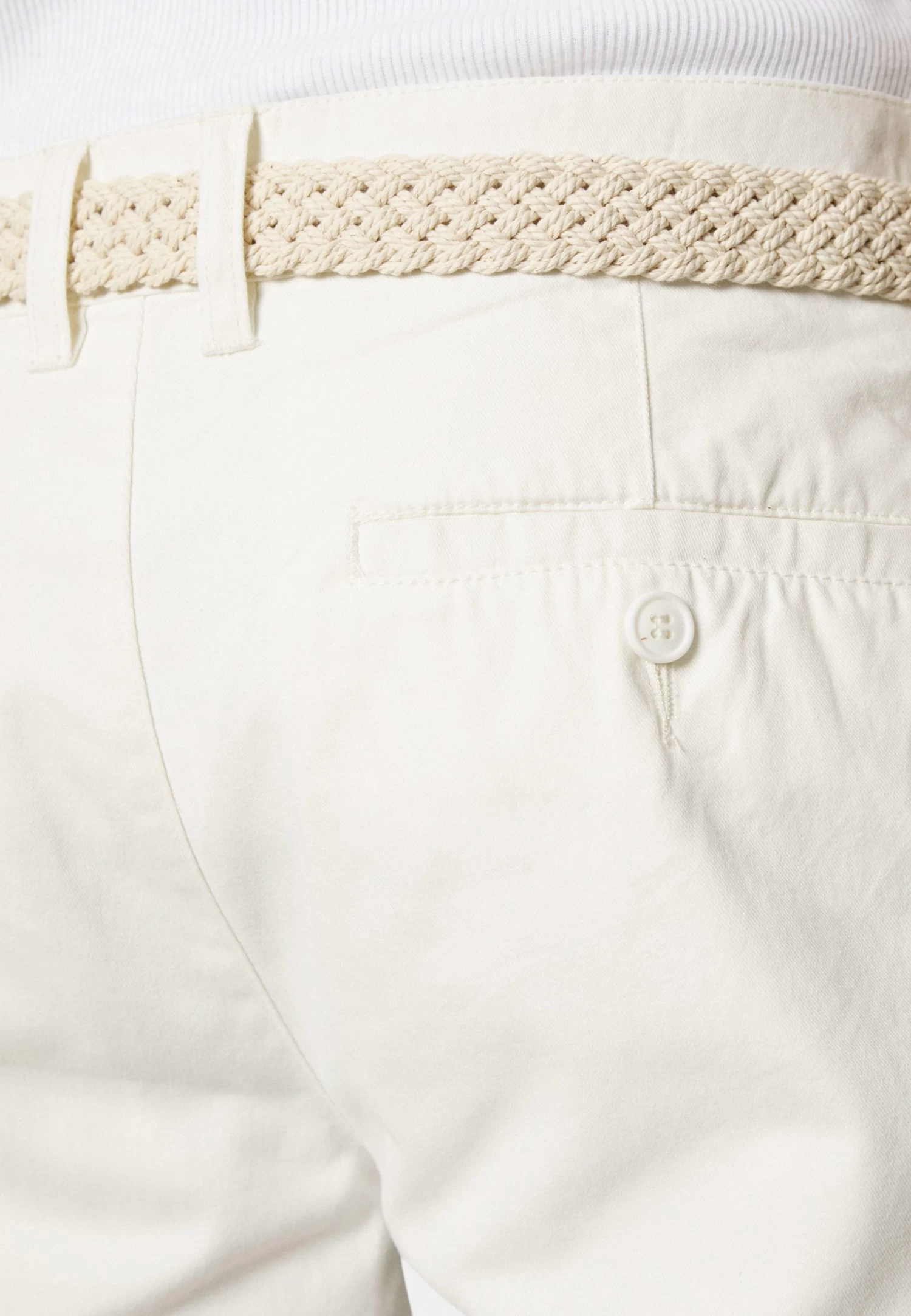 Pier One Shorts - White 7 Pier One Shorts - White - Image 5