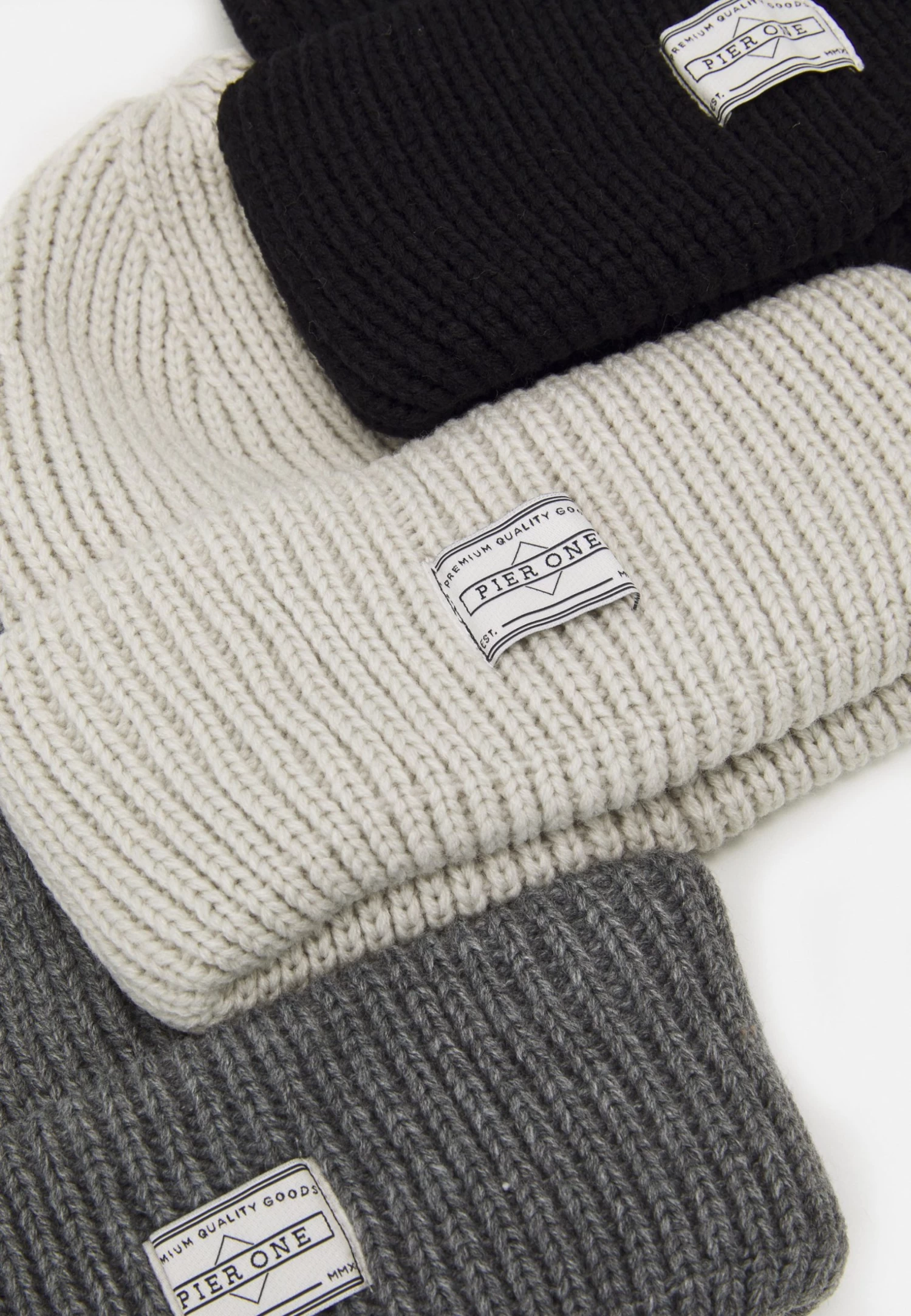 Pier One Unisex 3 Pack - Beanie - Black/Dark Grey/Off-White 5 Pier One Unisex 3 Pack - Beanie - Black/Dark Grey/Off-White - Image 3