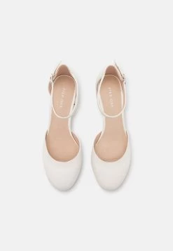 Pier One Leather - Classic Heels - White 13 Pier One Leather - Classic Heels - White -Pier One 99167e903d754705931098777e10de02