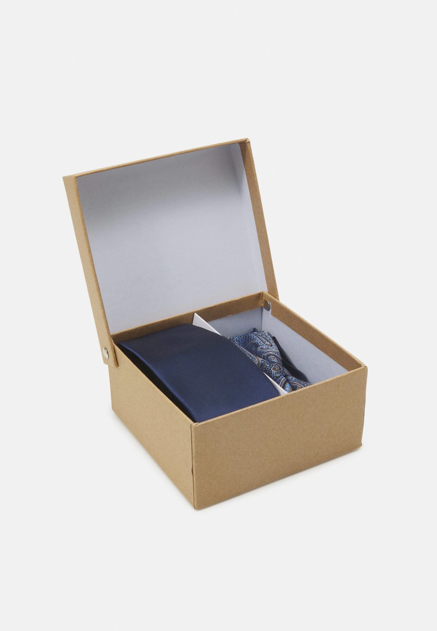 Pier One Set - Tie - Dark Blue 8 Pier One Set - Tie - Dark Blue - Image 6