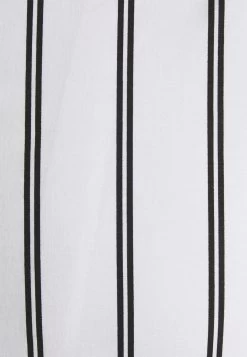 Pier One Shirt - Off-White 7 Pier One Shirt - Off-White -Pier One a349133760124b28b3fe4de70b6d3348