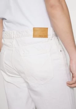 Pier One Colored Twill White Denim - Denim Shorts - White Denim -Pier One a636a2d6a4a8465daf4783bb72a28209