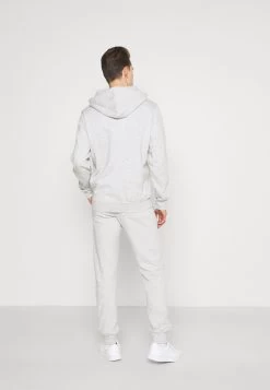 Pier One 2 Pack - Tracksuit Bottoms - Mottled Light Grey/Mottled Dark Blue 14 Pier One 2 Pack - Tracksuit Bottoms - Mottled Light Grey/Mottled Dark Blue -Pier One adb7e6ad527d4a6a96e1b050ef8a1711