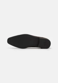 Pier One Slip-Ons - Brown 12 Pier One Slip-Ons - Brown -Pier One bf827cee95634217983d23fadc857426