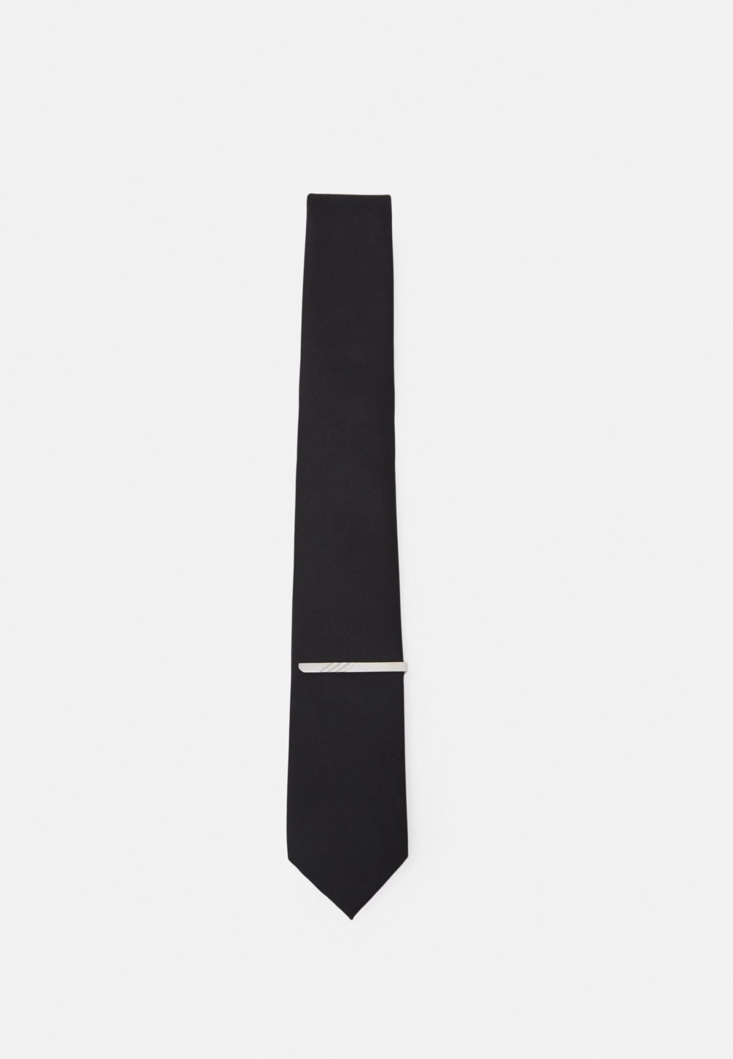 Pier One Set - Tie - Black 3 Pier One Set - Tie - Black