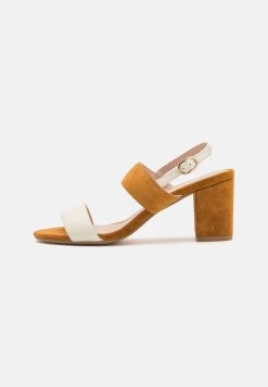 Pier One Leather- Sandals - White/Cognac 9 Pier One Leather- Sandals - White/Cognac -Pier One d6976adfd81f4461986029196b1b71a4