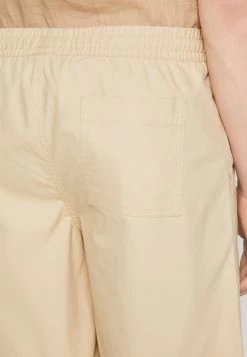 Pier One Shorts - Off-White 11 Pier One Shorts - Off-White -Pier One d6cc0af564044bfeb168158cc2b2d35e