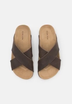 Pier One Unisex - Slippers - Brown 11 Pier One Unisex - Slippers - Brown -Pier One dc950c1c15d94646b16fe41412e2e3c9