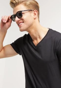 Pier One 2 Pack - Basic T-Shirt - White/Black 11 Pier One 2 Pack - Basic T-Shirt - White/Black -Pier One e073533816284d398e474fb2d3238a21