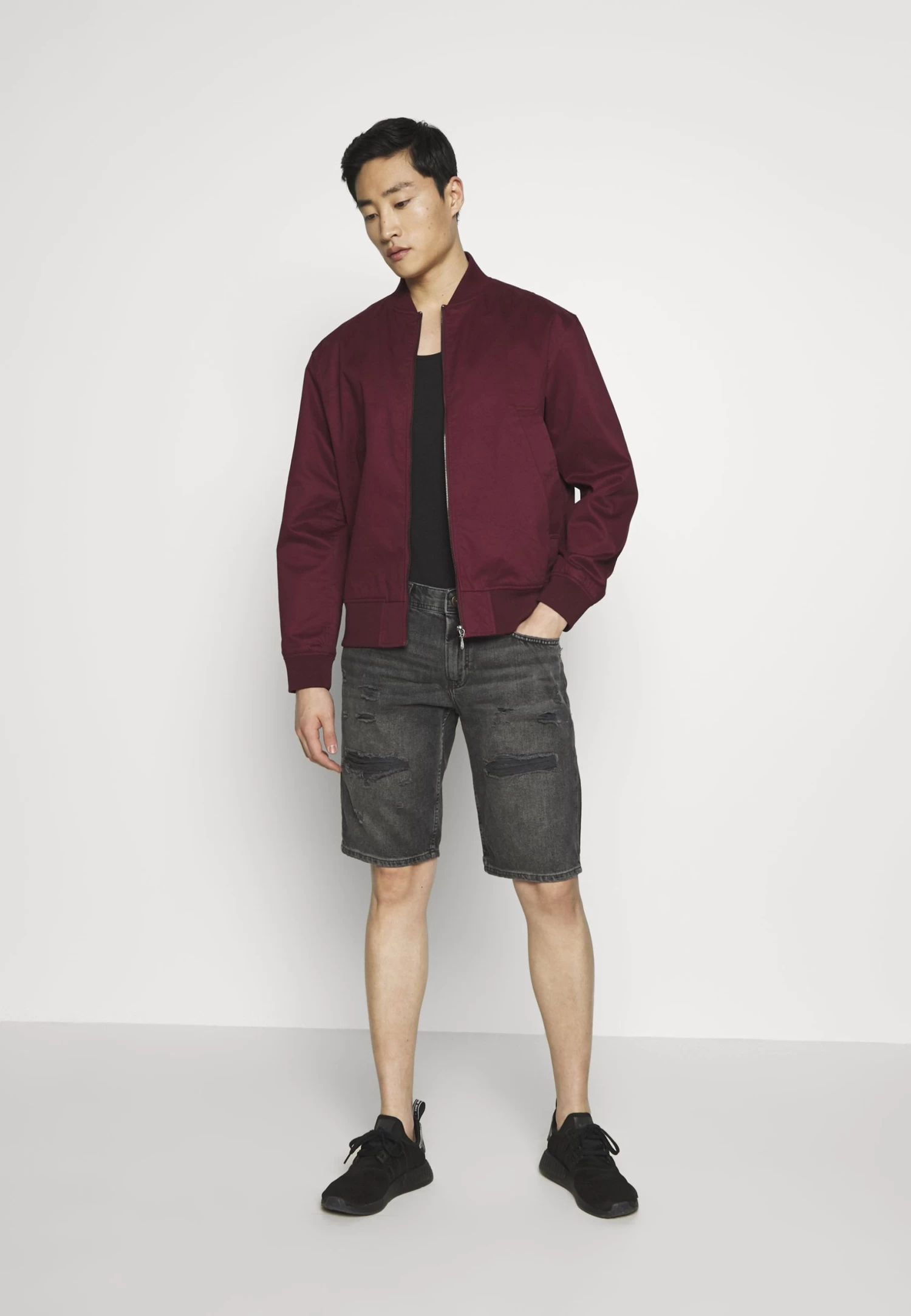 Pier One 3 Pack - Top - White/Black 4 Pier One 3 Pack - Top - White/Black - Image 2