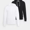 Pier One 2 Pack - Hoodie - Black/White 2 Pier One 2 Pack - Hoodie - Black/White -Pier One e726b483d5314140af2c74486da6e1bb