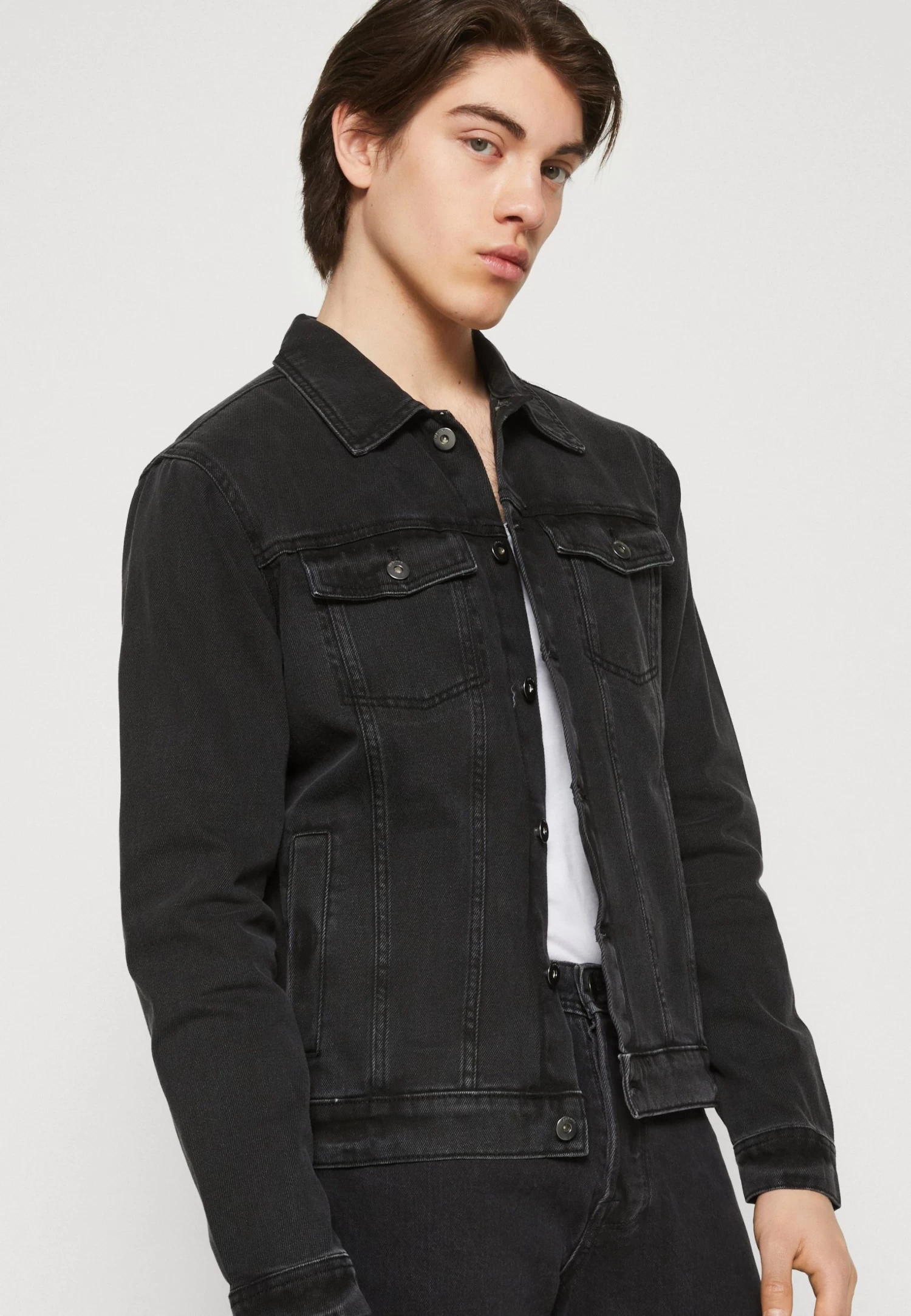 Pier One Denim Jacket - Black 6 Pier One Denim Jacket - Black - Image 4