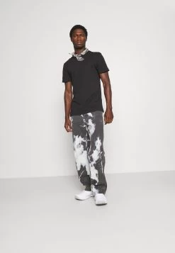 Pier One 3 Pack - Basic T-Shirt - Black/Mottled Dark Grey/Bordeaux