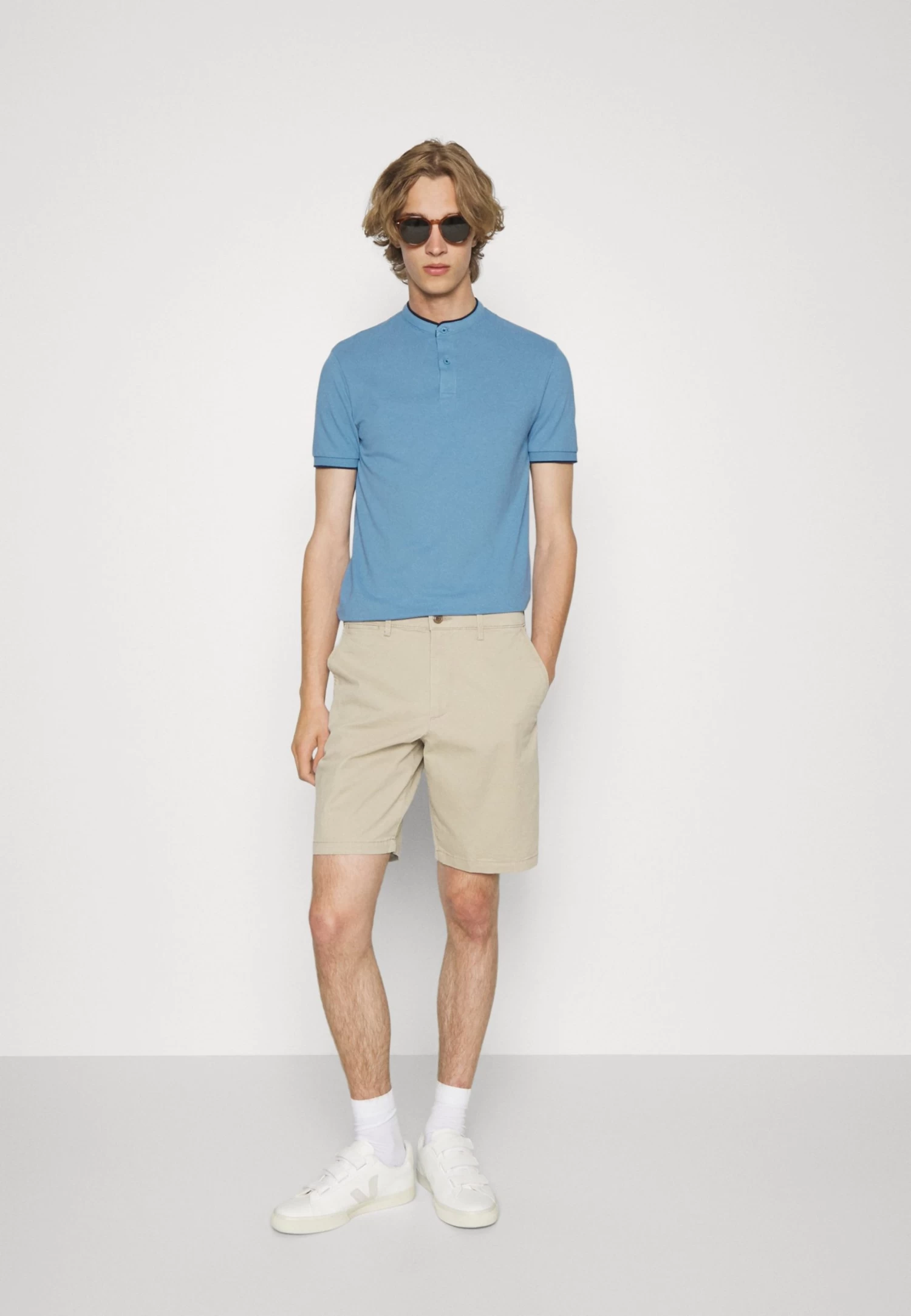 Pier One Basic T-Shirt - Light Blue 4 Pier One Basic T-Shirt - Light Blue - Image 2