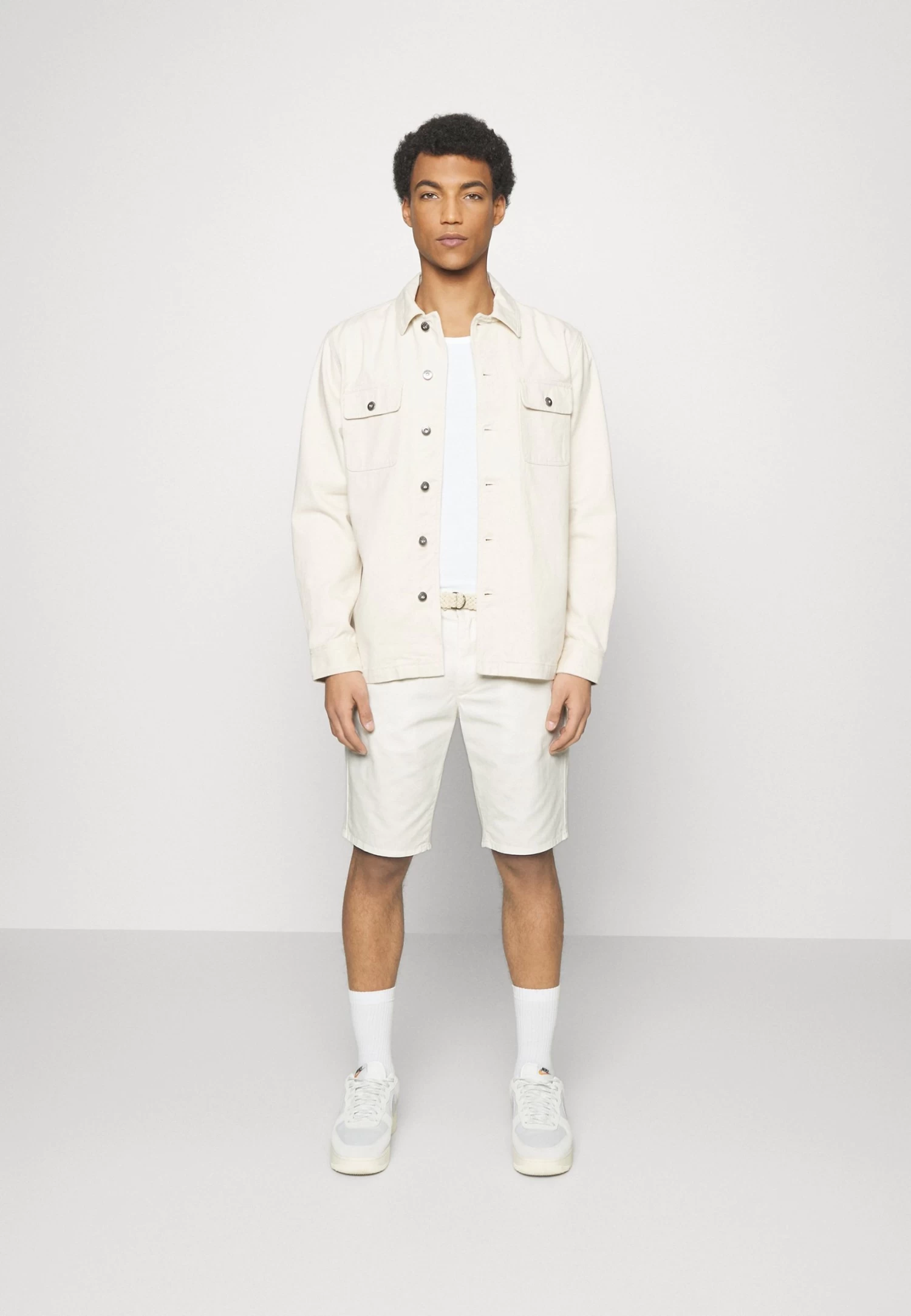 Pier One Shorts - White 4 Pier One Shorts - White - Image 2