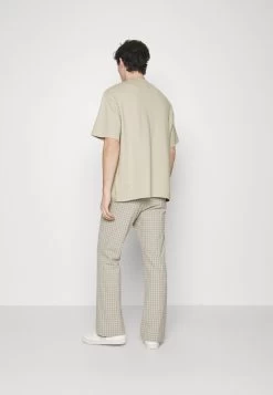 Pier One Basic T-Shirt - Beige 10 Pier One Basic T-Shirt - Beige -Pier One fc1282f8e7114005b687f995a438664d